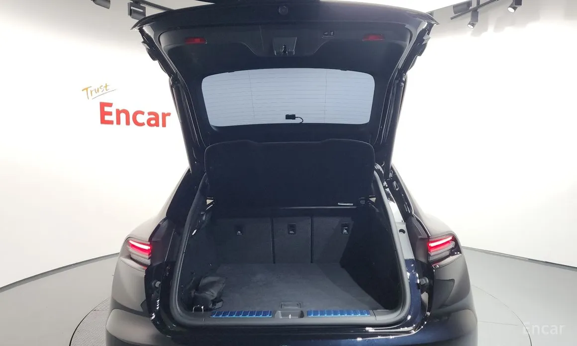 Porsche Macan 2024 Base 4