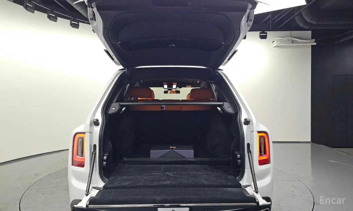 Rolls-Royce Cullinan 2018 6.7 V12
