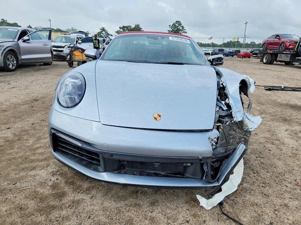 2020 PORSCHE 911