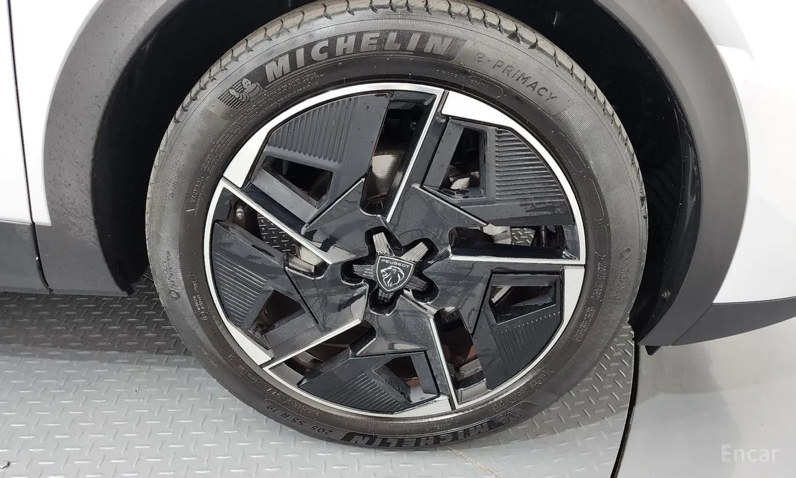 Peugeot 408 2023 1.2 Pure Tech GT