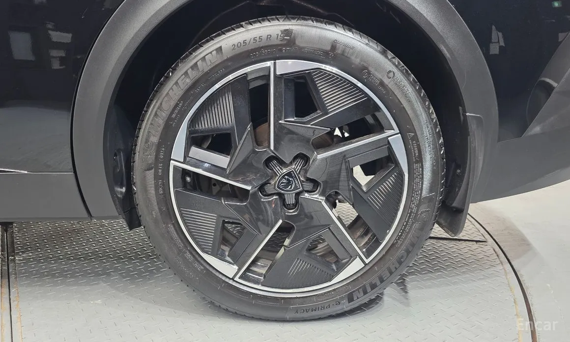 Peugeot 408 2023 1.2 Pure Tech GT