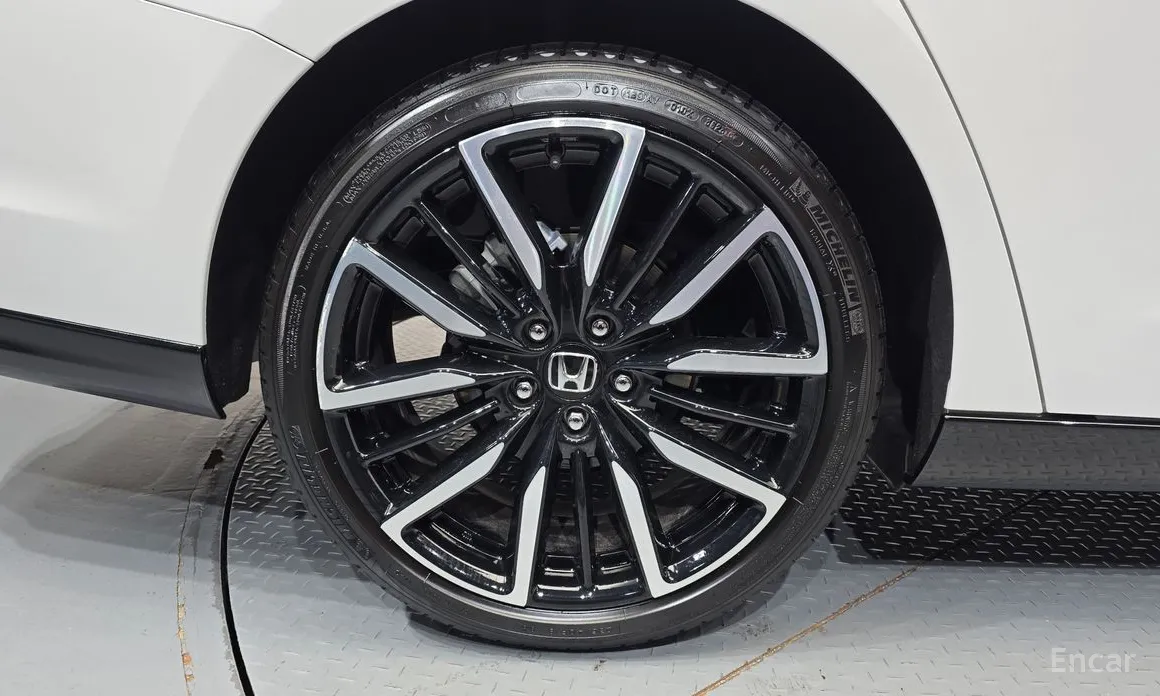 Honda Accord 2023 2.0 Hybrid Touring