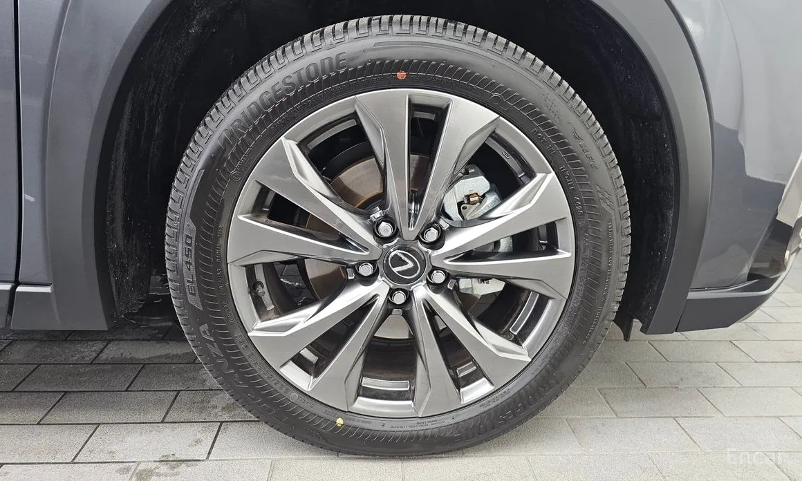 Lexus UX 2024 2.0 F-Sport 2WD