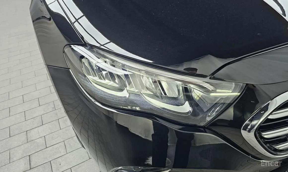 Mercedes-Benz E-Class 2024 E220d 4MATIC Exclusive