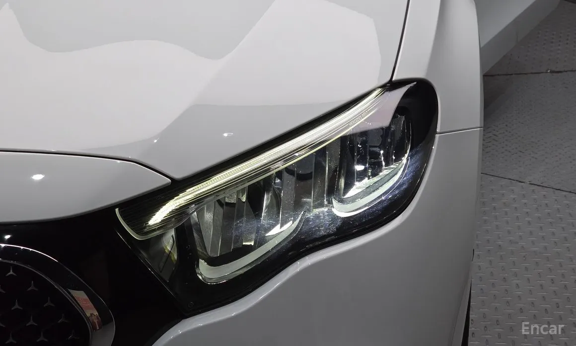 Mercedes-Benz E-Class 2024 E200 Avantgarde