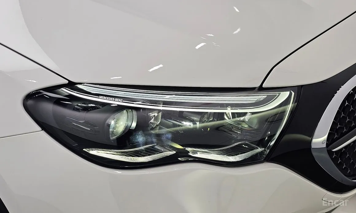 Mercedes-Benz E-Class 2024 E300 4MATIC AMG Line