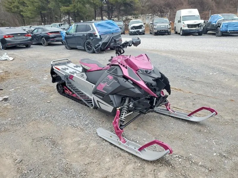 ARCTIC-CAT ZR858 137 2026