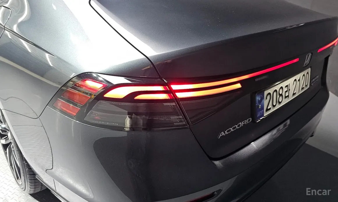 Honda Accord 2023 2.0 Hybrid Touring