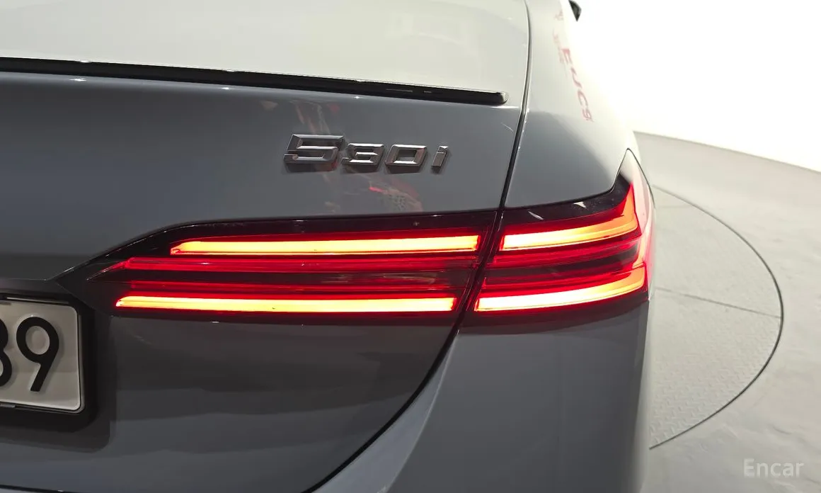 Фото 23 - BMW 5 Series