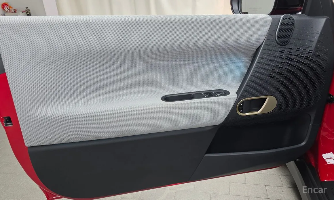 Mini Cooper 2025 SE Favoured