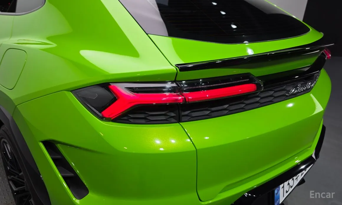 Lamborghini Urus 2018 4.0 V8 SE