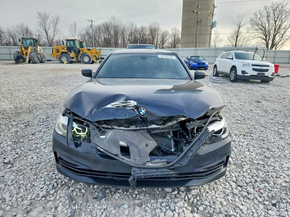BMW 5 SERIES 2018 VIN WBAJA7C56JWA71204