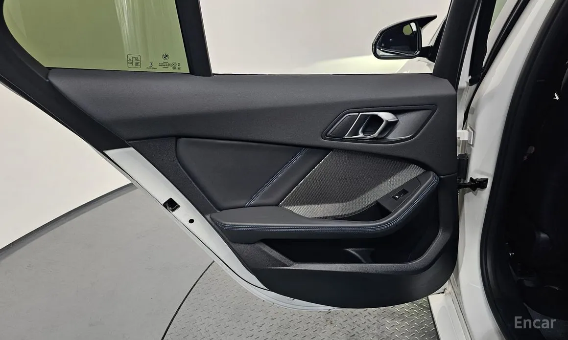 BMW 1 Series 2025 M135 xDrive Pro First Edition