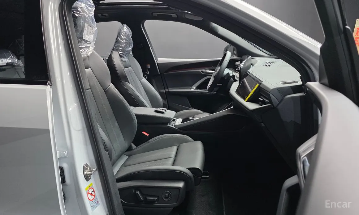 Audi Q5 2025 40 TDI Quattro S Line Black Edition