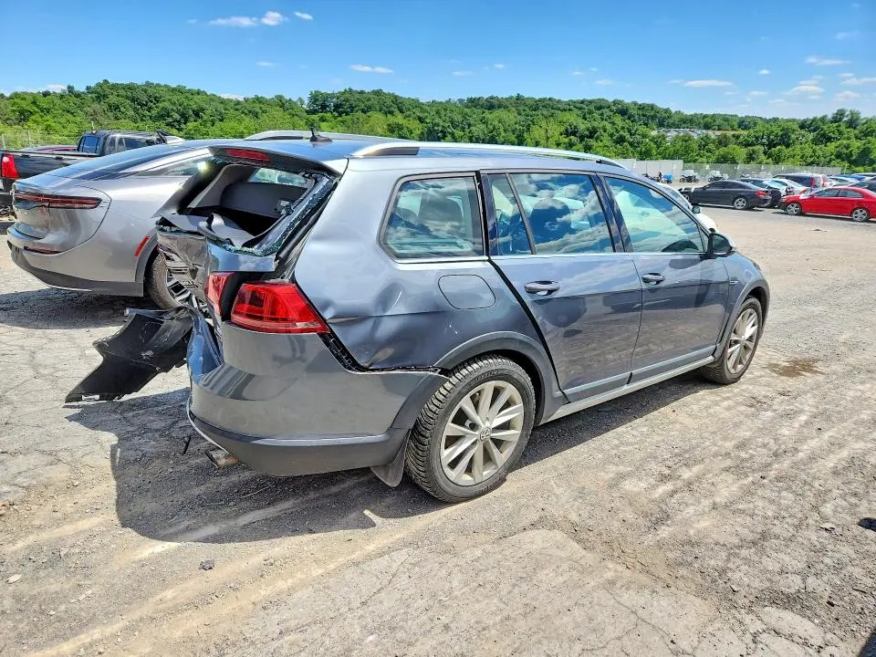 VOLKSWAGEN GOLF 2017 VIN 3VWH17AU2HM531829