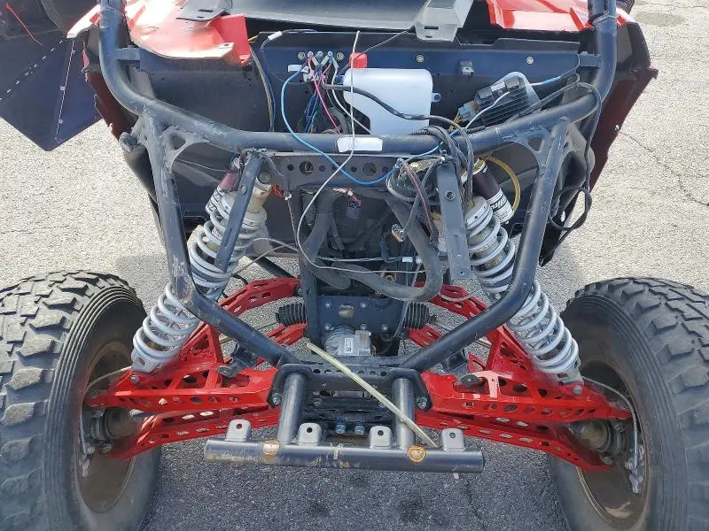 POLARIS SIDEBYSIDE 2015