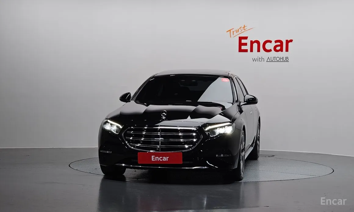 Mercedes-Benz E-Class 2024 E220d 4MATIC Exclusive