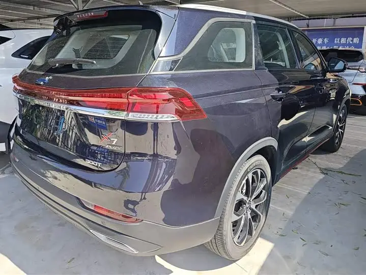 Changan Oshan X7 Plus 2023 2023款 畅享版 1.5T自动尊贵型 7座