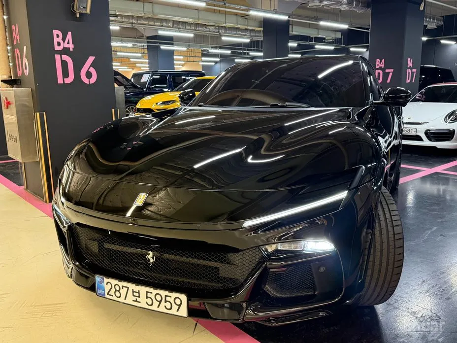 Ferrari Purosangue 2022 6.5 V12