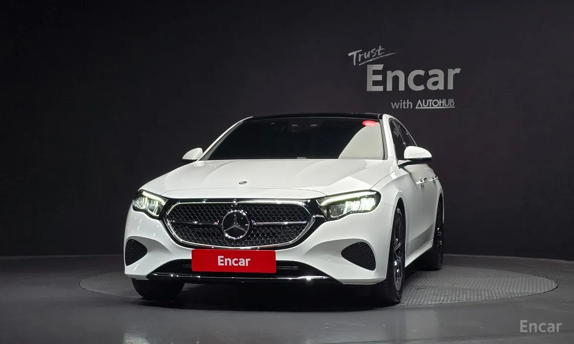 Mercedes-Benz E-Class 2024 E200 Avantgarde