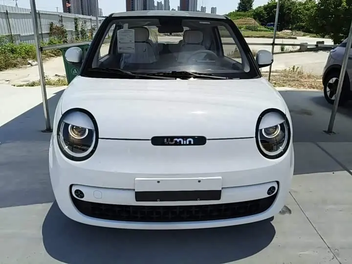 Changan Qiyuan (Nevo) Lumin 2026 2026款 宝藏版 205km 酷爱米 宁德