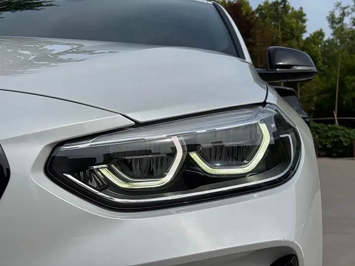 Фото 3 - BMW 1 Series
