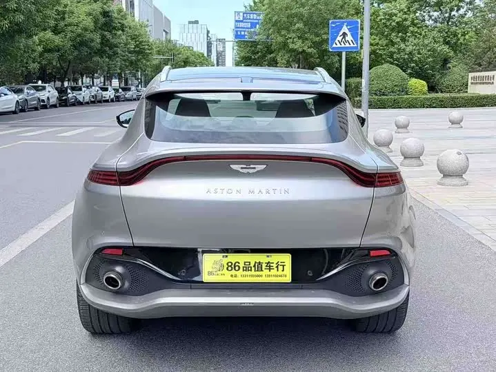 Aston Martin DBX 2023 2023款 3.0T STRAIGHT-SIX