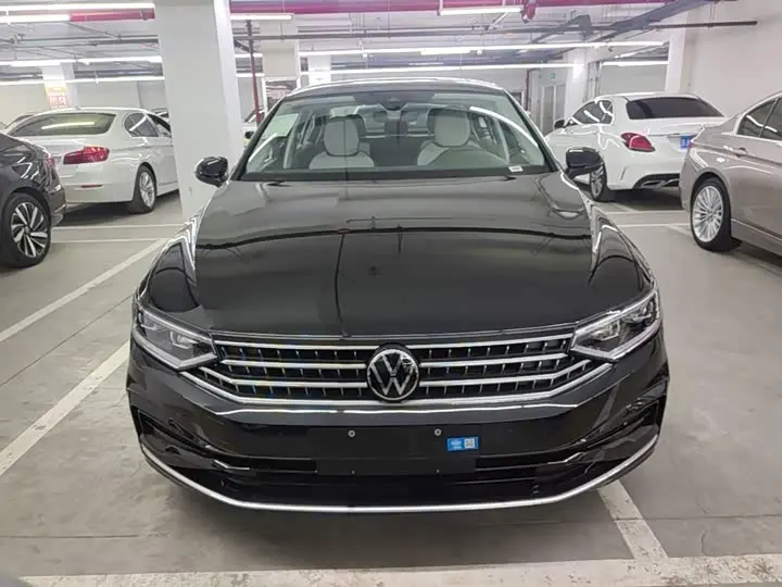 Volkswagen Magotan 2026 2026款 3000万辆甄选款 380TSI DSG豪华型