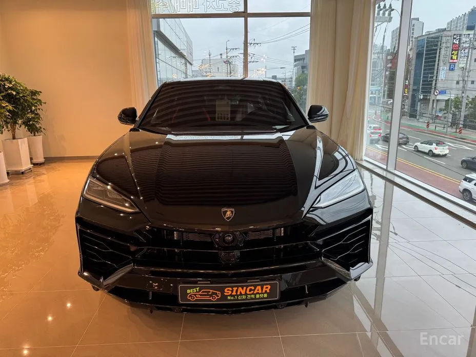 Lamborghini Urus 2018 4.0 V8 SE
