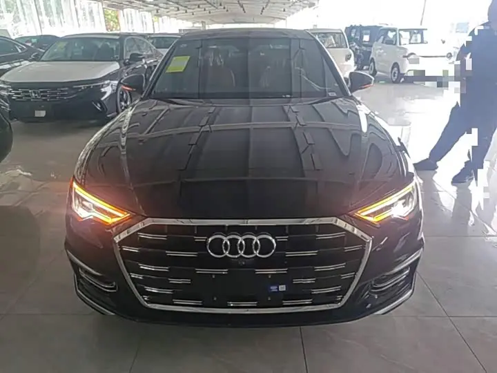 Audi A6L 2026 2026款 45 TFSI 臻选动感型