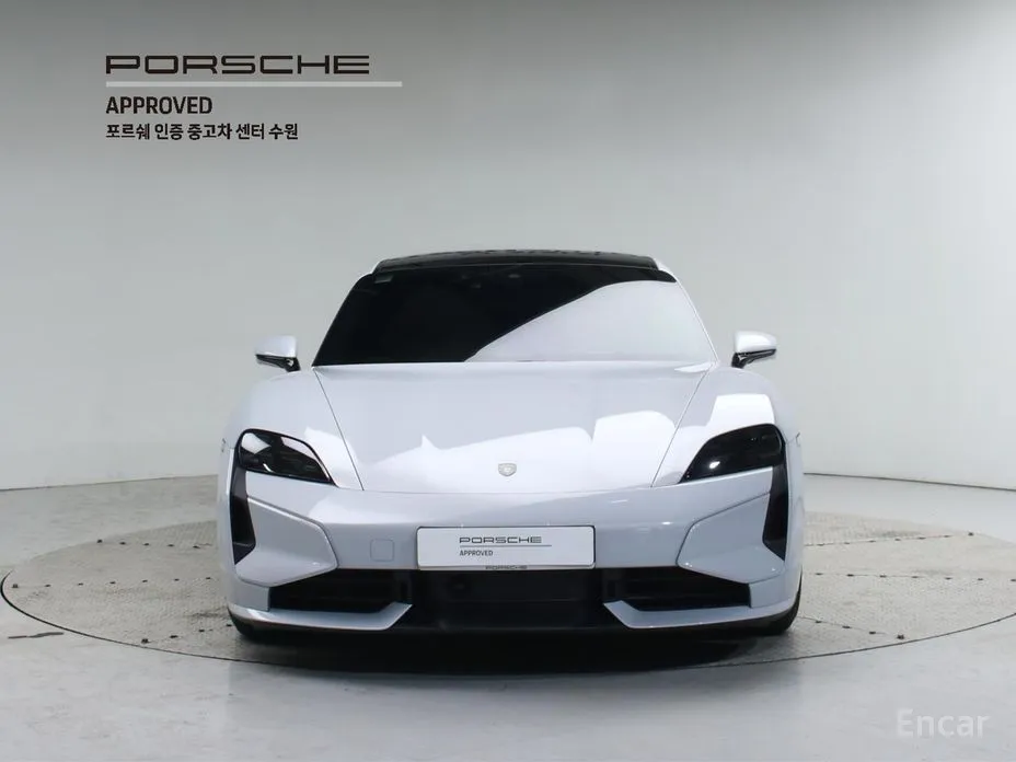 Porsche Taycan 2020 Turbo