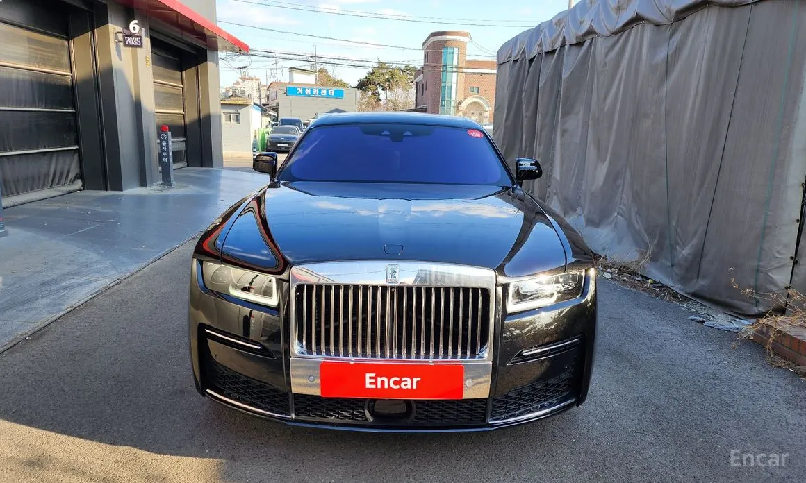 Rolls-Royce Ghost 2020 6.7 EWB V12