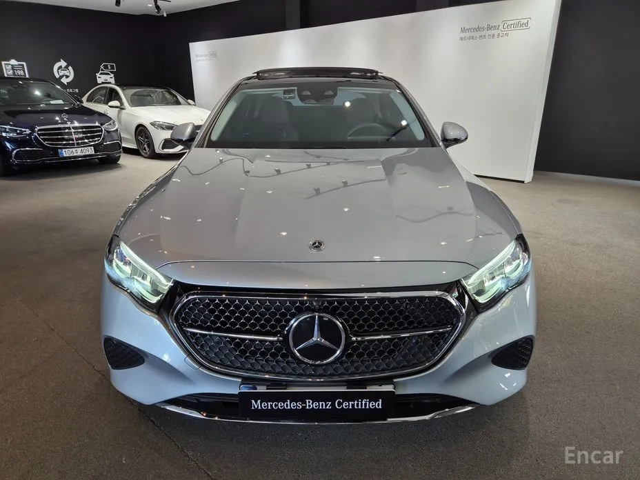 Mercedes-Benz E-Class 2024 E200 Avantgarde
