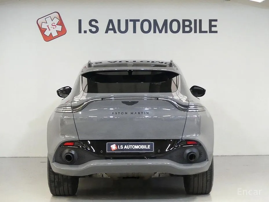 Aston Martin DBX 2020 4.0 V8