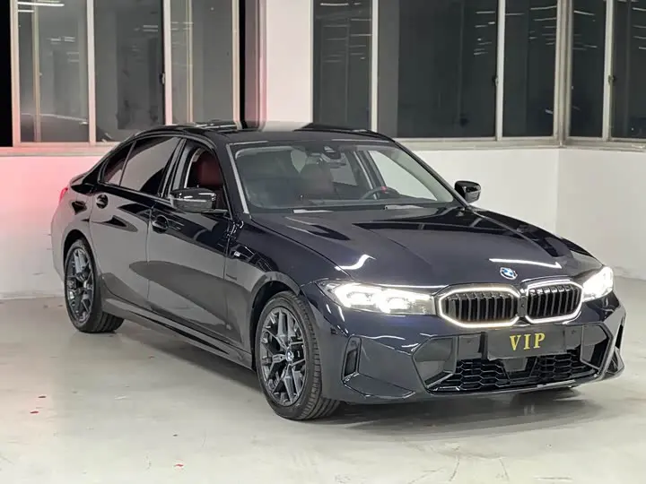 BMW 3 Series 2026 2026款 330Li M运动曜夜套装