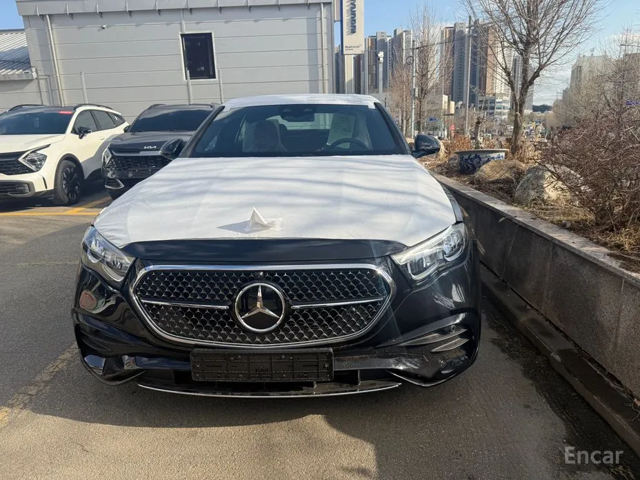 Mercedes-Benz E-Class 2024 E200 AMG Line
