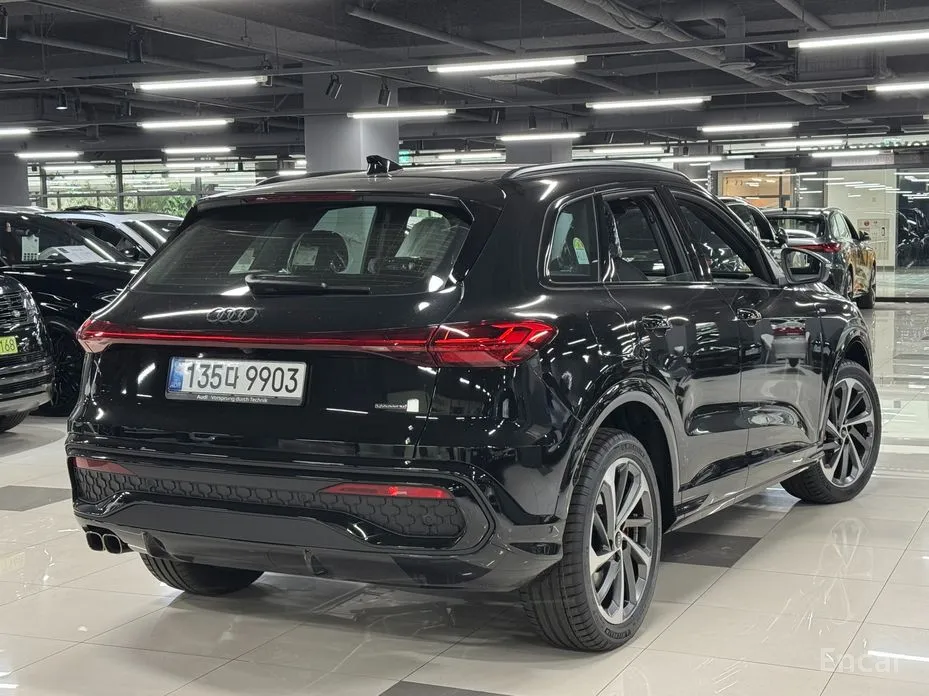 Audi Q5 2025 40 TDI Quattro S Line Black Edition