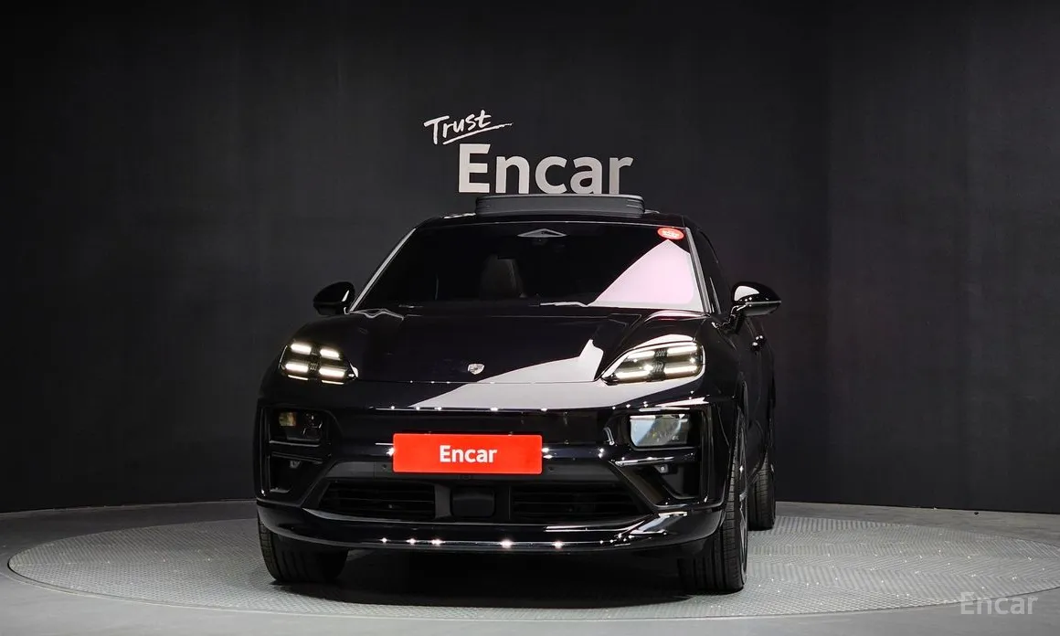Porsche Macan 2024 Turbo