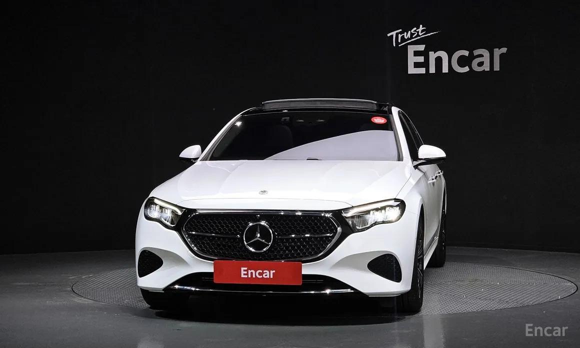 Mercedes-Benz E-Class 2024 E200 Avantgarde