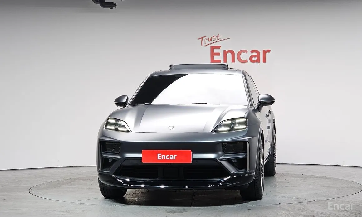 Porsche Macan 2024 Turbo