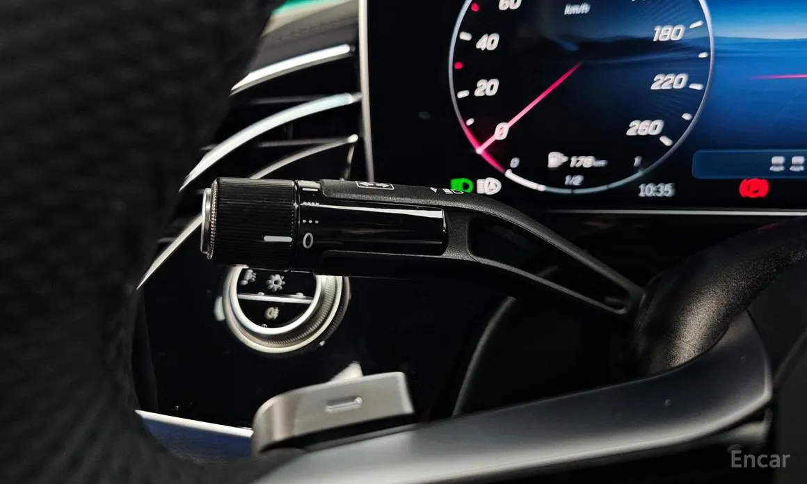 Mercedes-Benz E-Class 2024 E300 4MATIC AMG Line