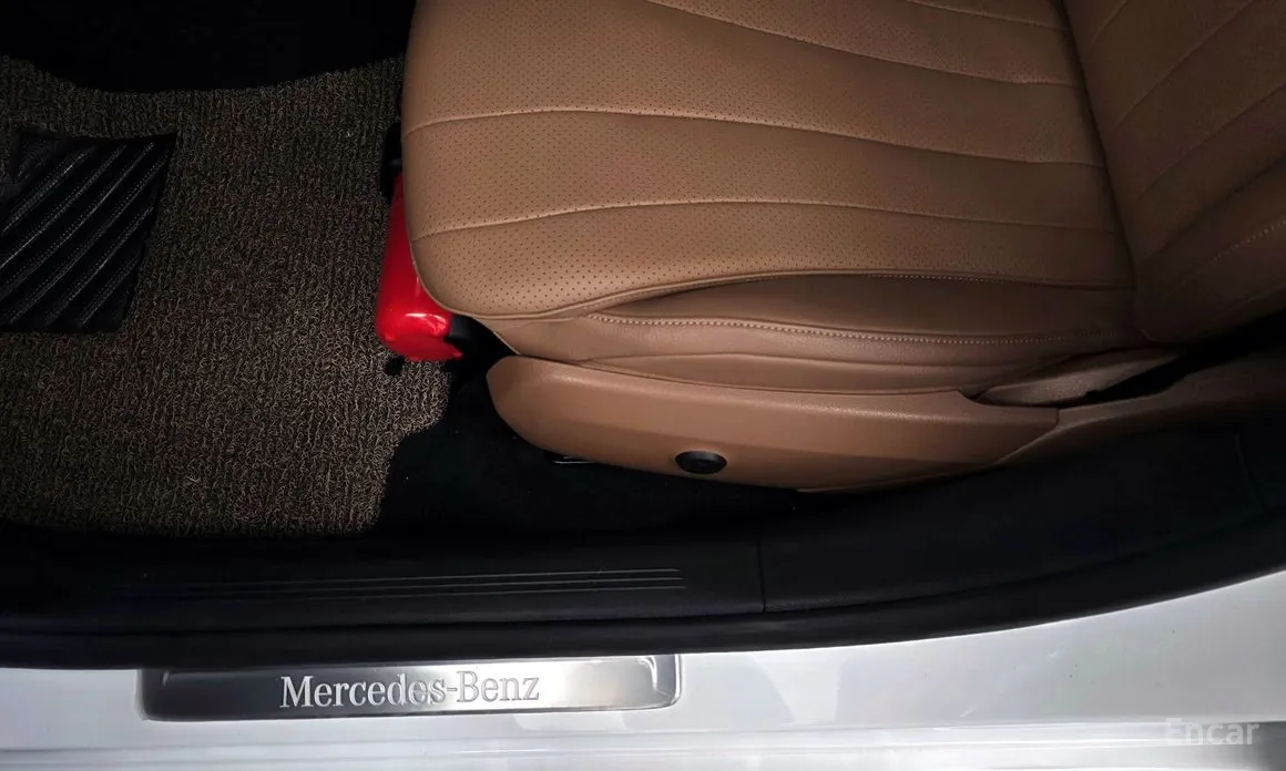 Mercedes-Benz E-Class 2024 E200 Avantgarde