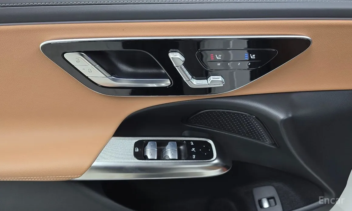 Mercedes-Benz E-Class 2024 E200 AMG Line