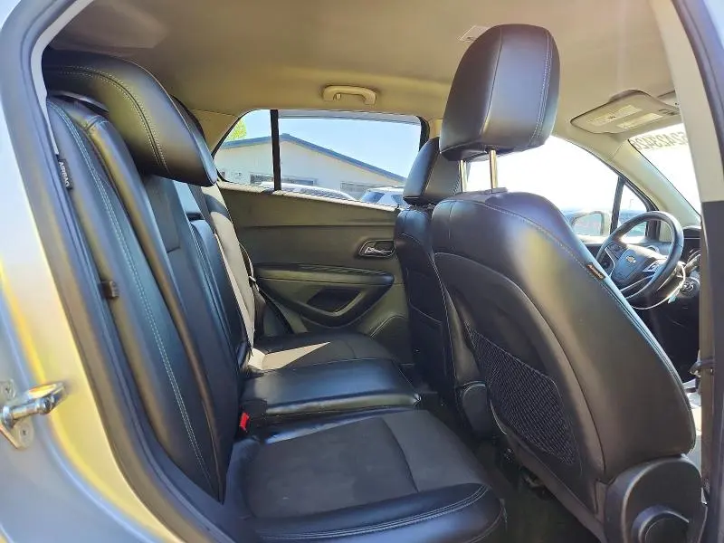 CHEVROLET TRAX 2016 VIN KL7CJPSB0GB761267