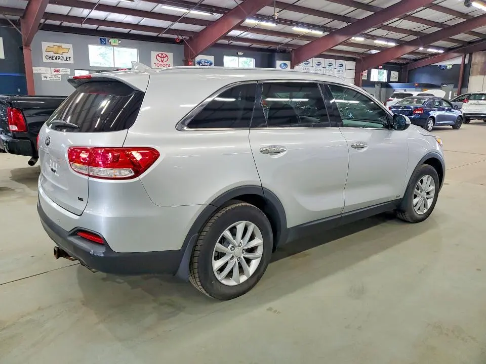 KIA SORENTO 2016 VIN 5XYPGDA50GG161920