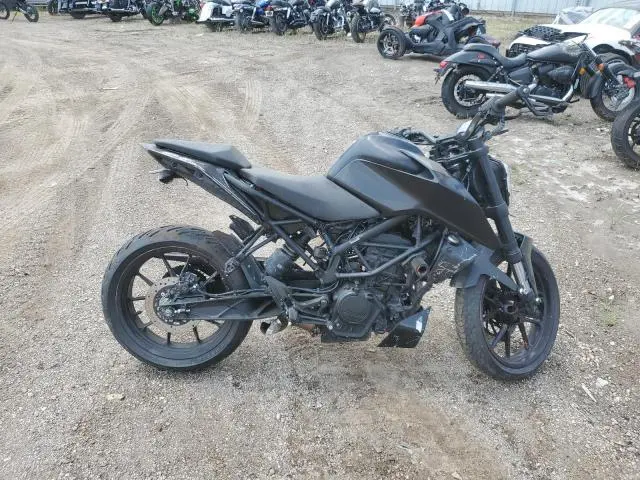 KTM 200 DUKE 2023