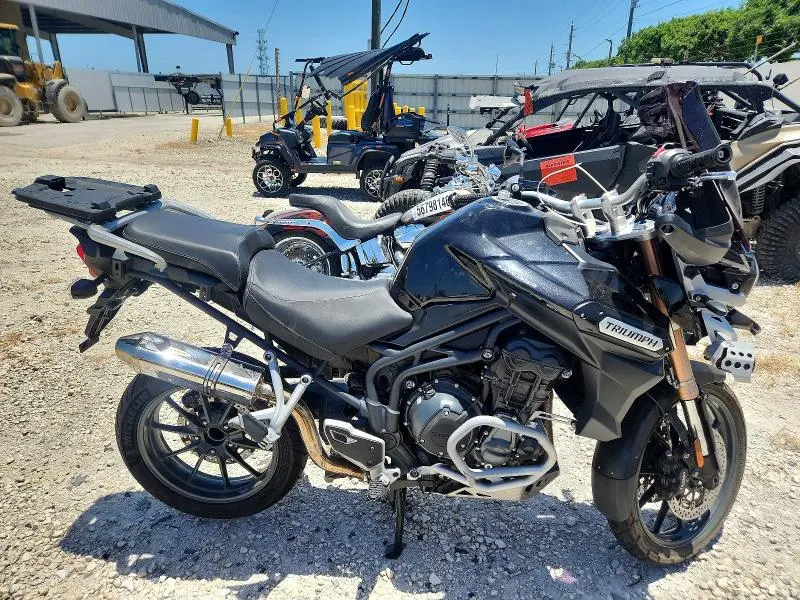 TRIUMPH TIGER 2012