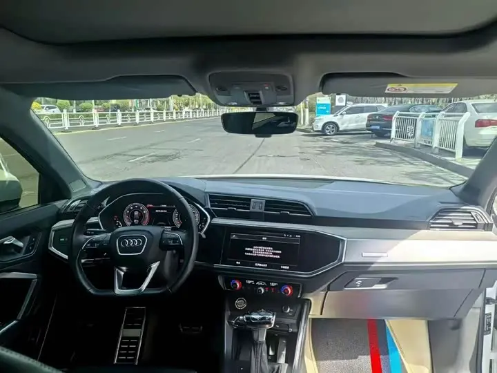 Audi Q3 2024 2024款 40 TFSI 时尚动感型