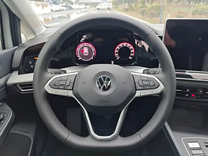 2026 Volkswagen Golf