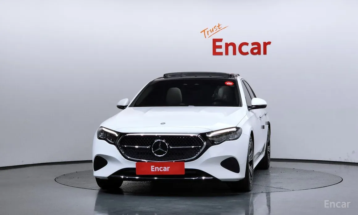 Mercedes-Benz E-Class 2024 E200 Avantgarde